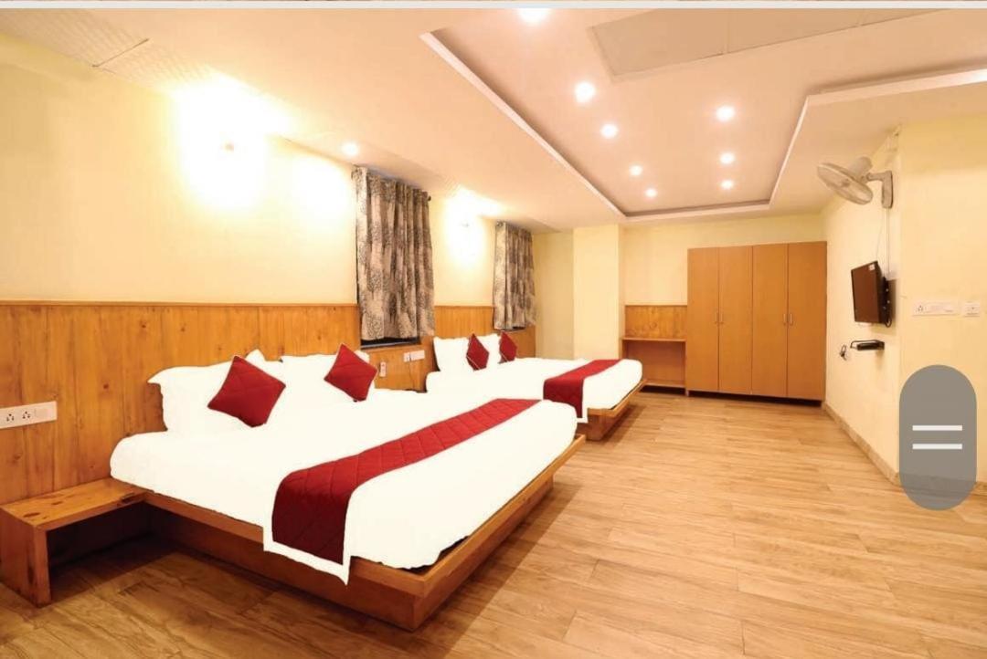Hotel Royal Orbit Bangalore Exterior foto